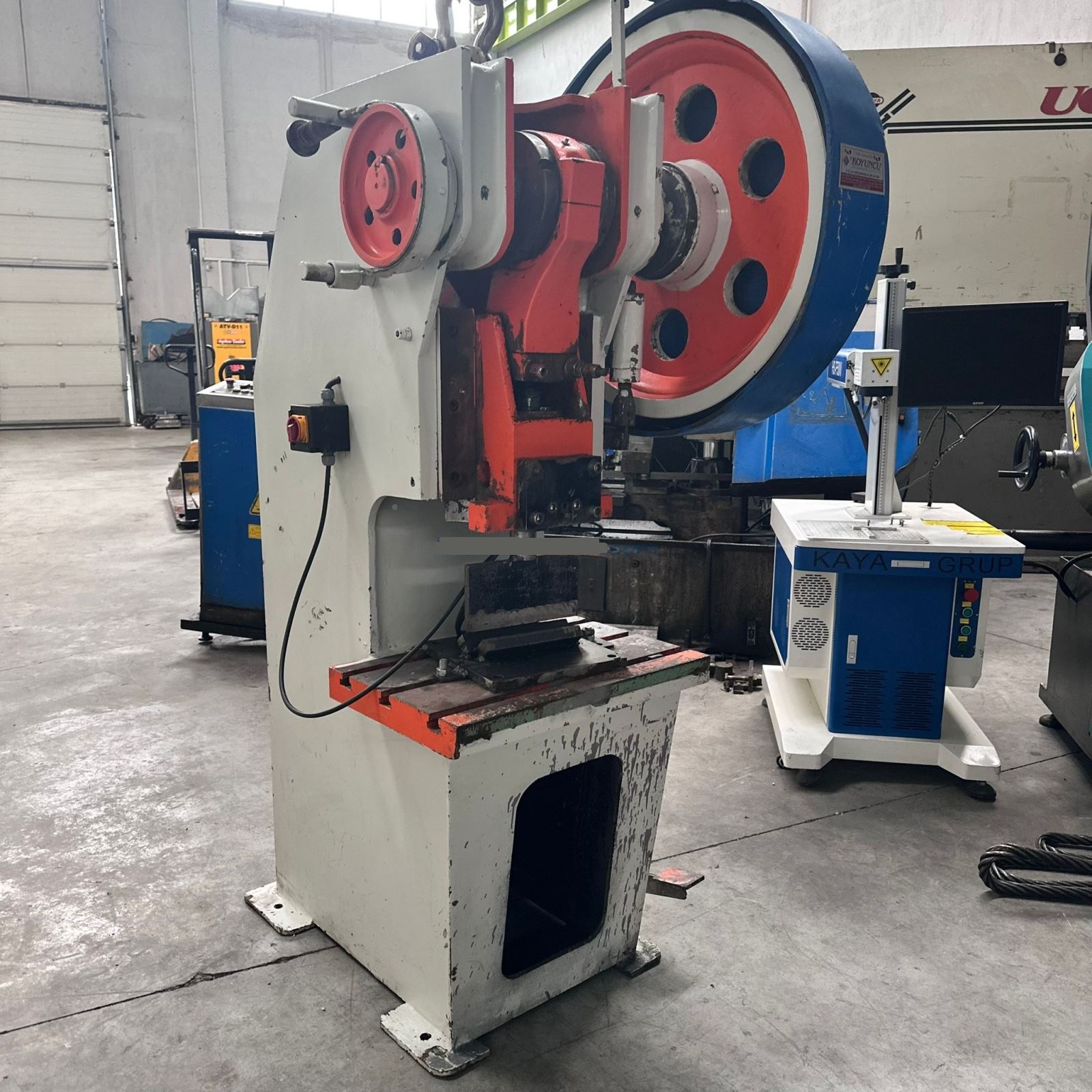 250 Ton Pres